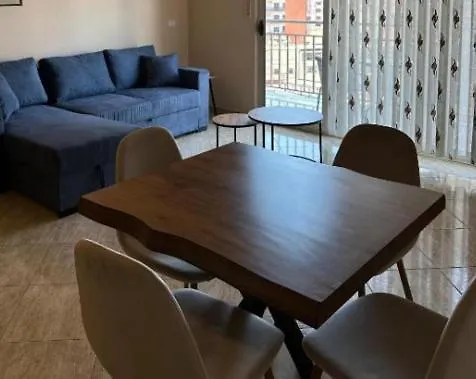 A&nd 2 * ティラナ