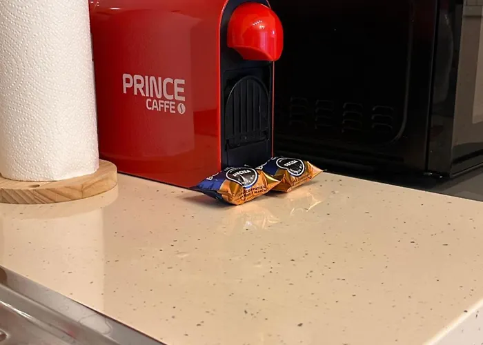 A&nd 2 * ティラナ